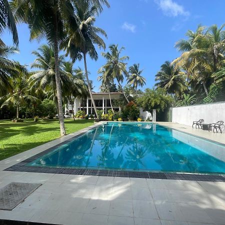 Why Not Mansion Hostel Habaraduwa Central Exterior photo