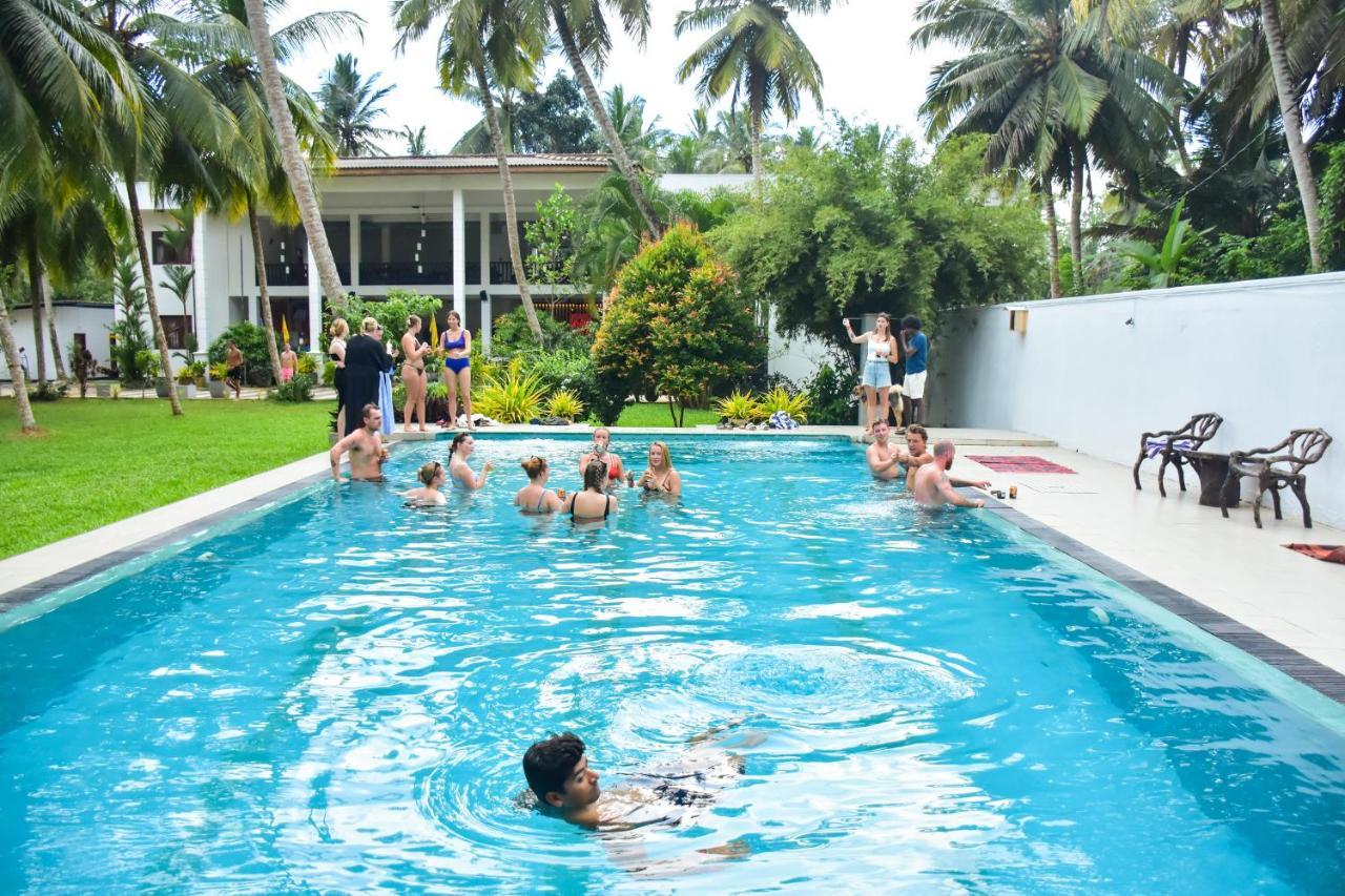 Why Not Mansion Hostel Habaraduwa Central Exterior photo